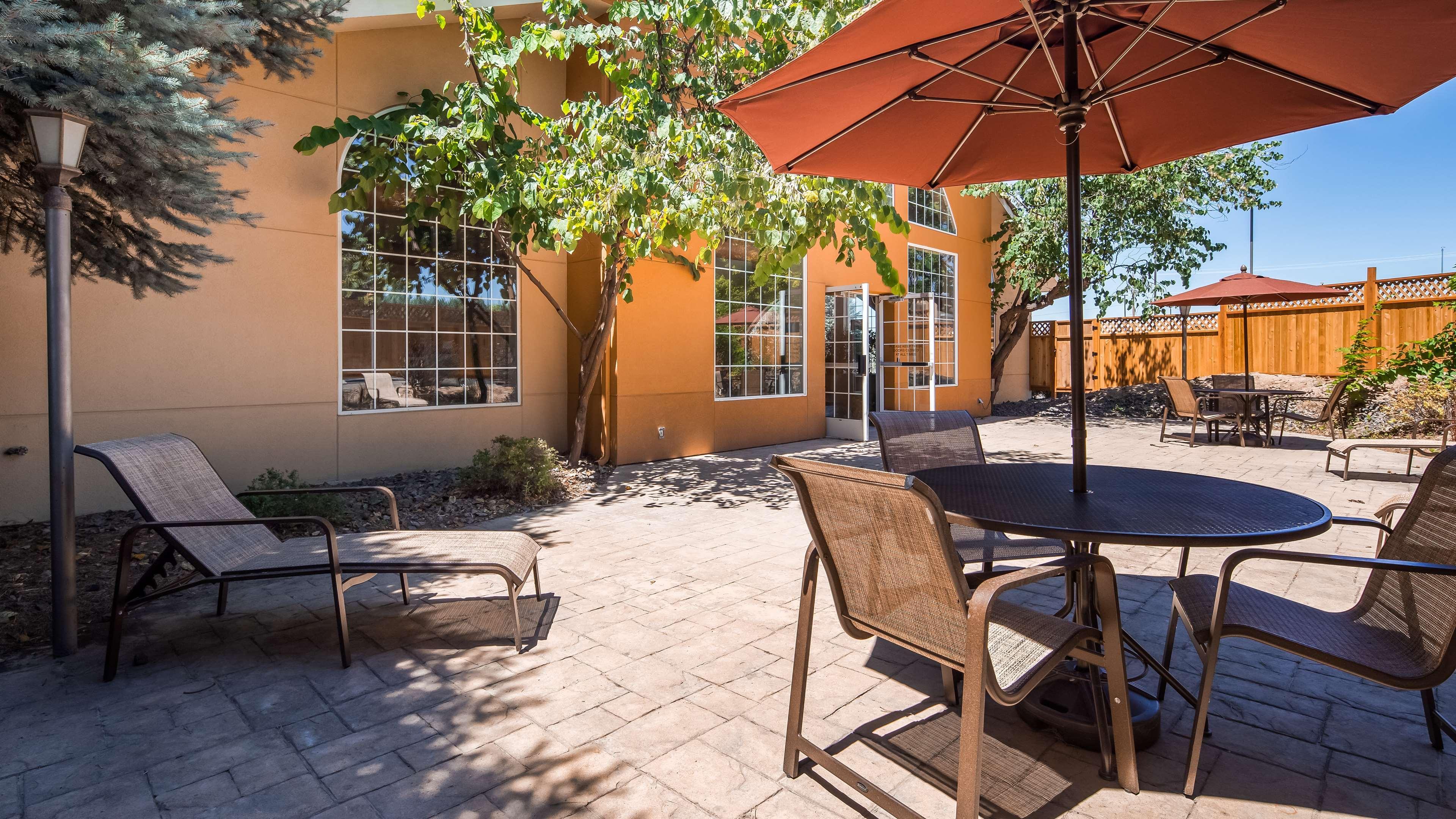 Best Western Plus Caldwell Inn & Suites Extérieur photo
