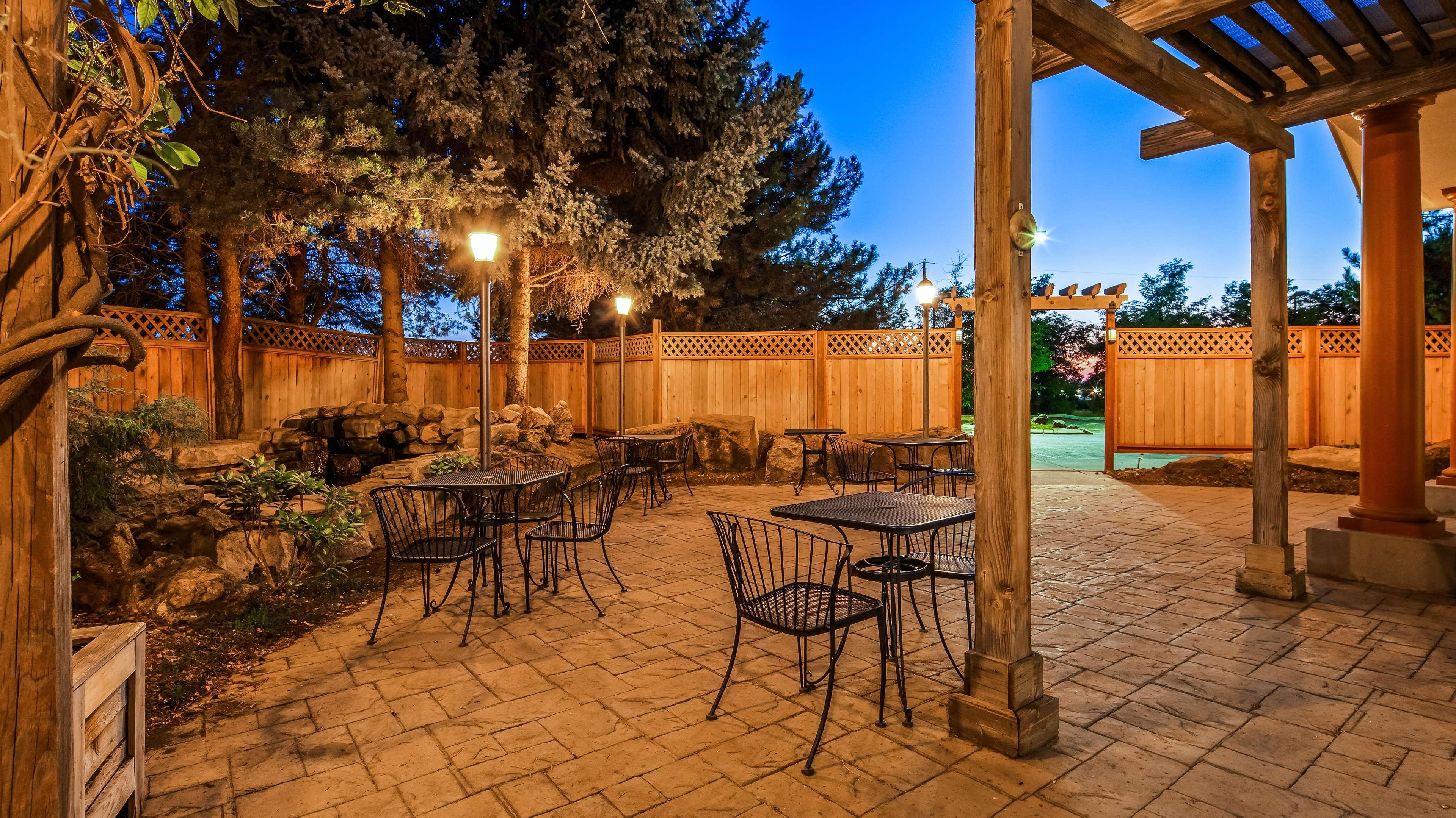 Best Western Plus Caldwell Inn & Suites Extérieur photo