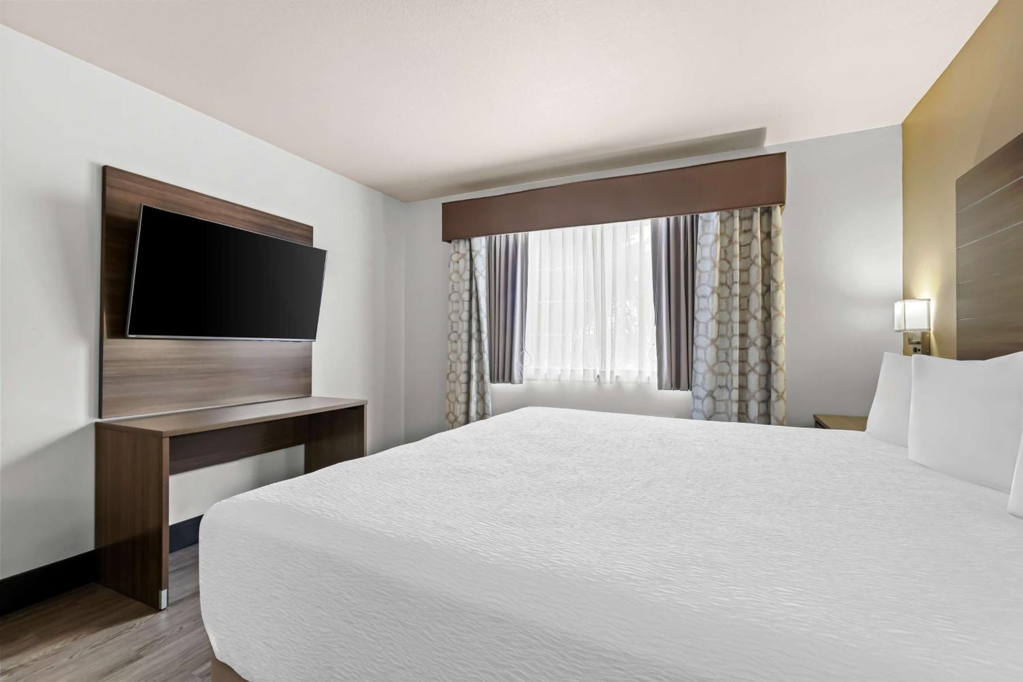 Best Western Plus Caldwell Inn & Suites Extérieur photo