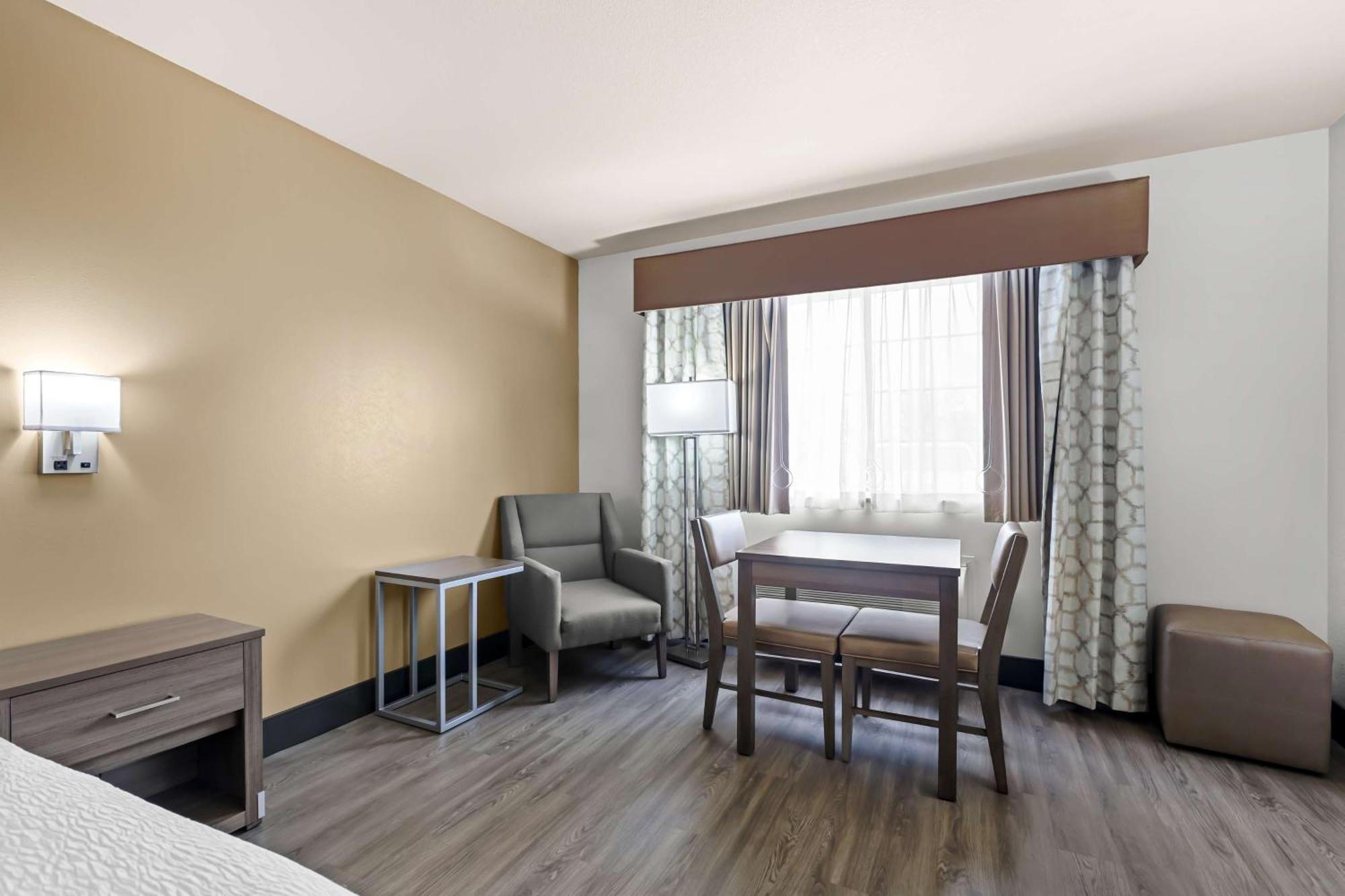 Best Western Plus Caldwell Inn & Suites Extérieur photo
