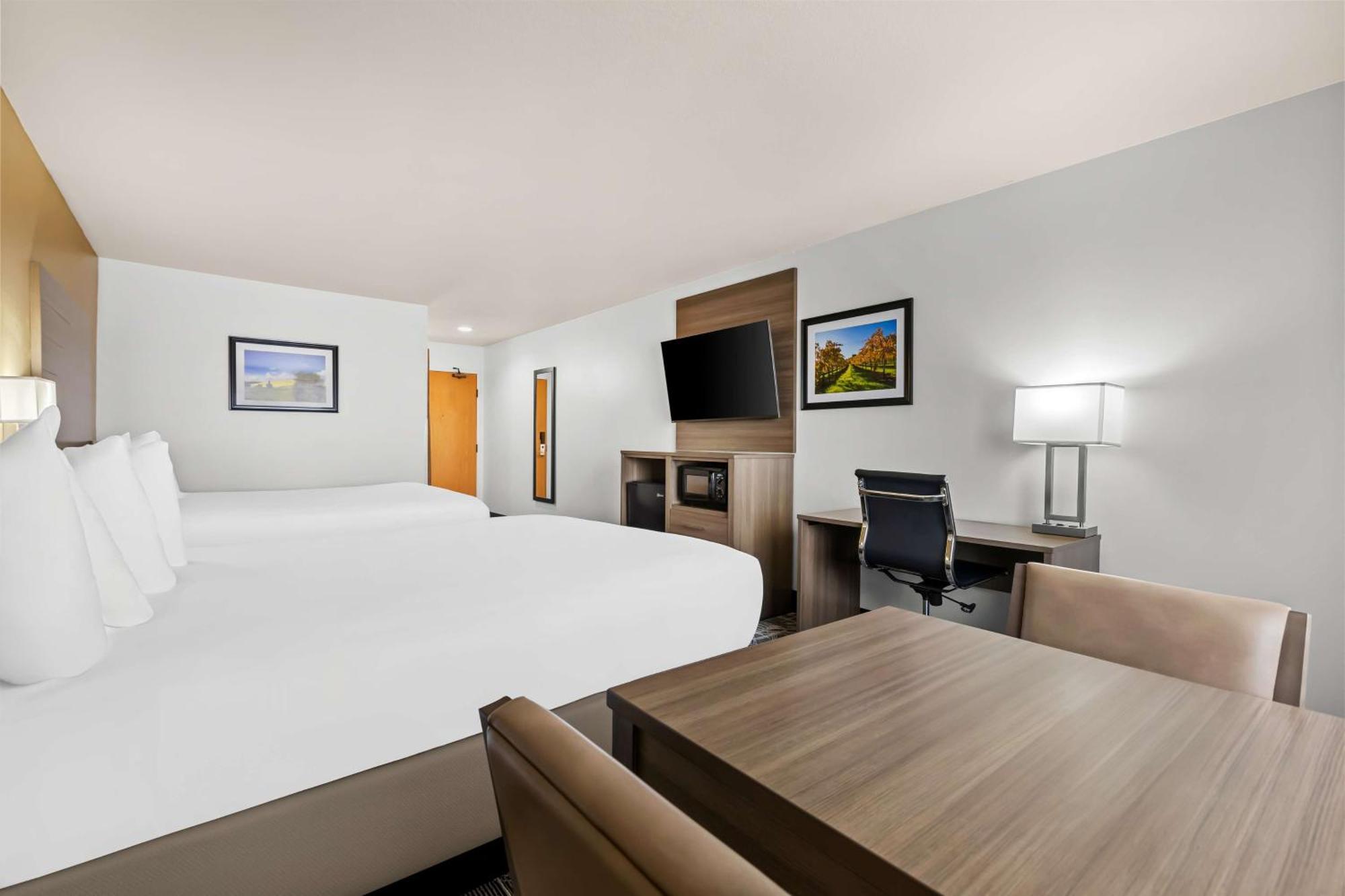 Best Western Plus Caldwell Inn & Suites Extérieur photo