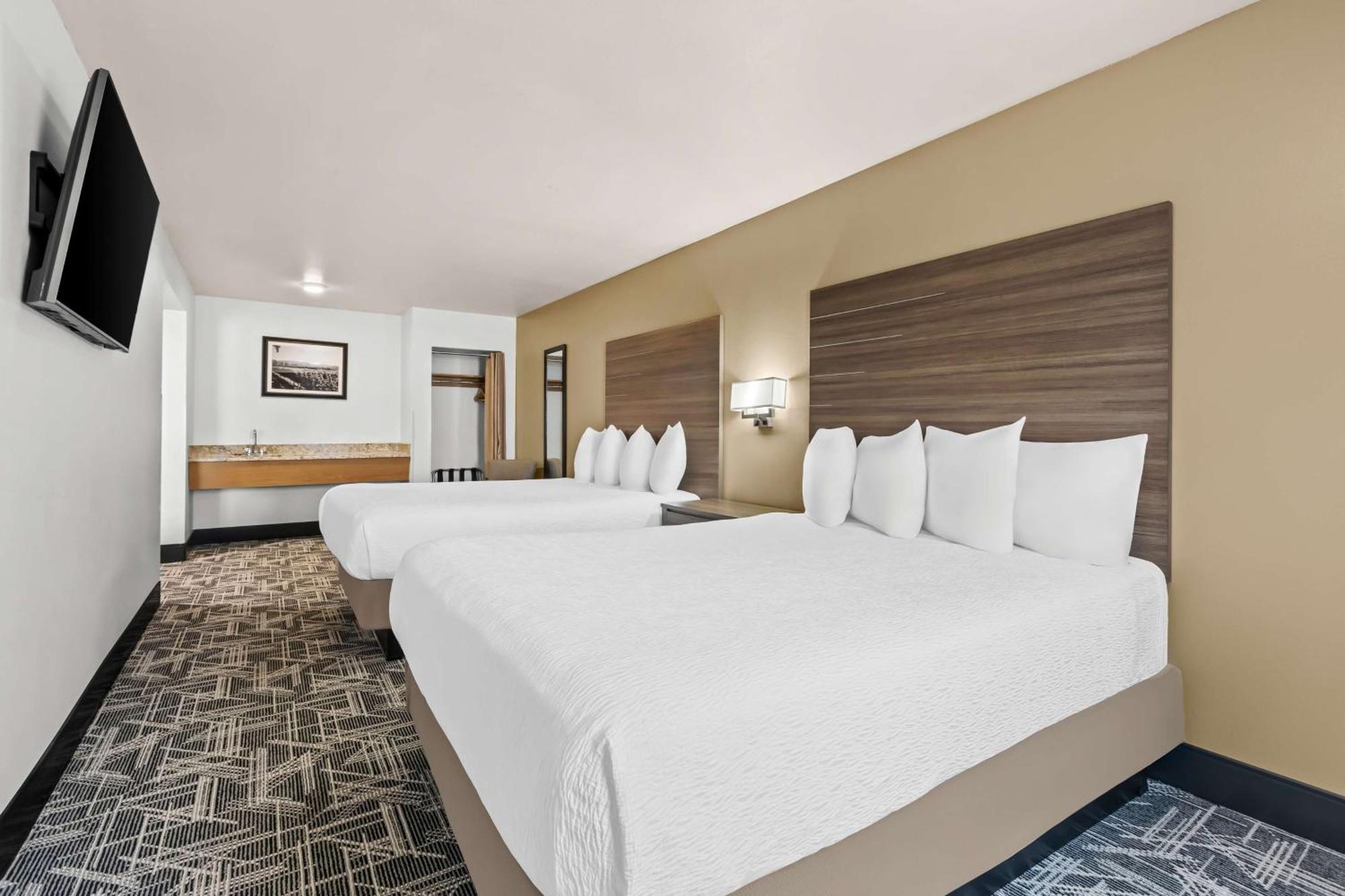 Best Western Plus Caldwell Inn & Suites Extérieur photo