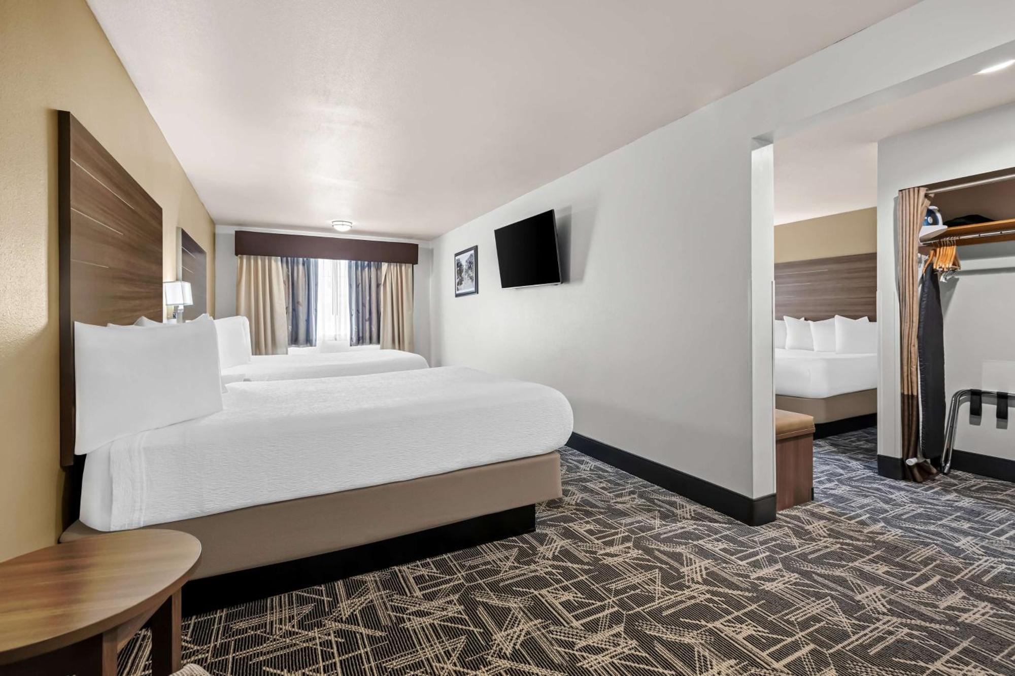 Best Western Plus Caldwell Inn & Suites Extérieur photo